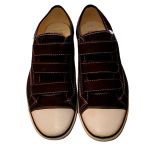 Mens 10.5 (or women's 12) Van's Sneakers